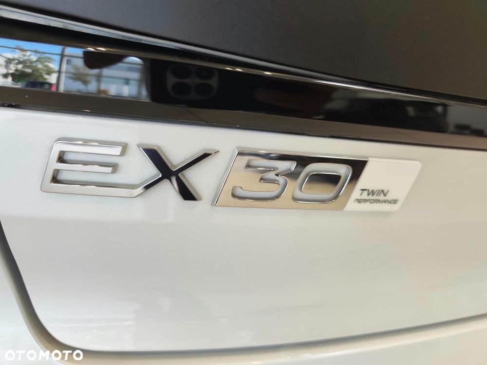 Volvo EX30 69kWh Twin Motor Ultra - 15