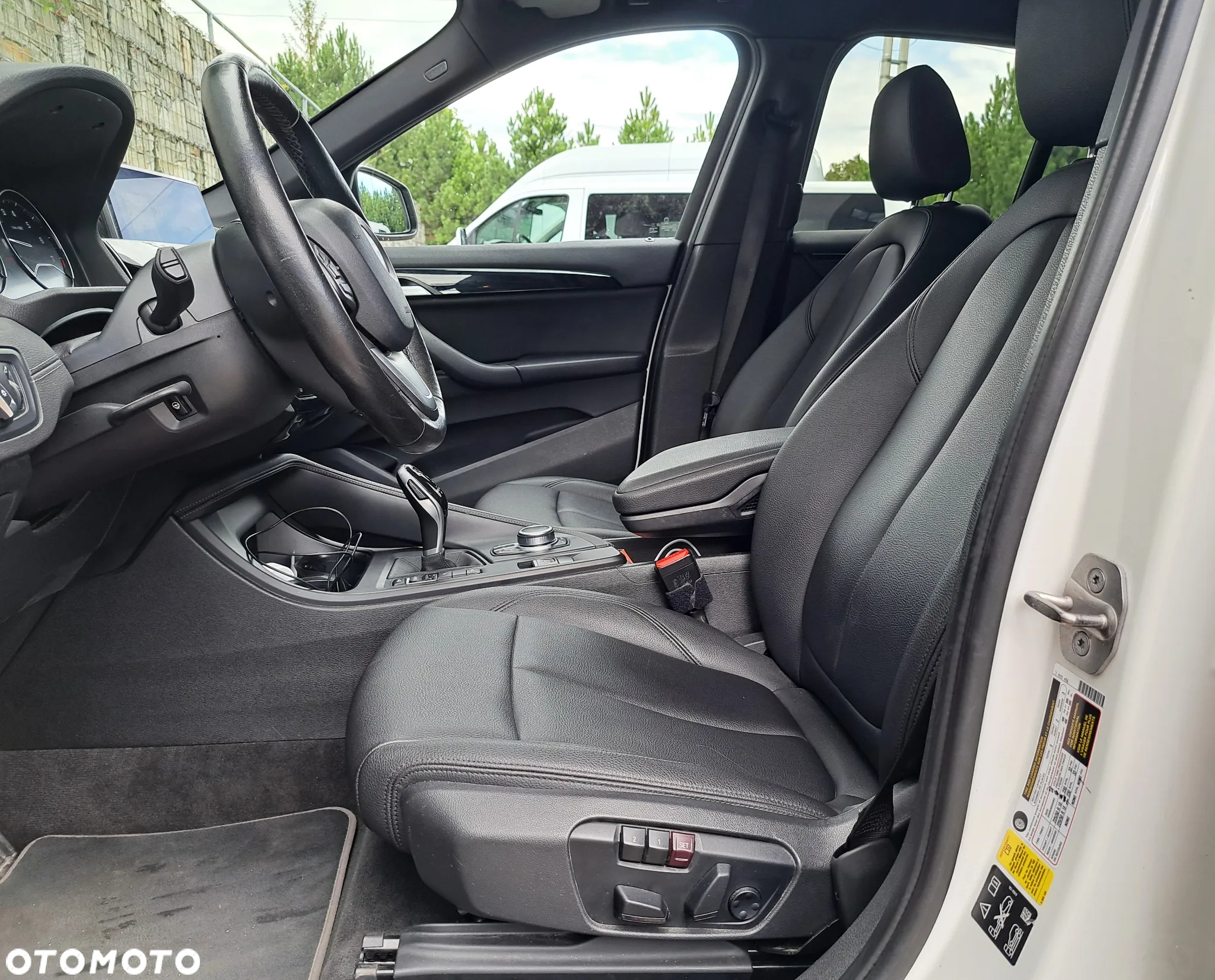 BMW X1 xDrive25i Sport Line sport - 9