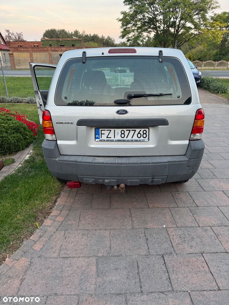Ford Escape - 11