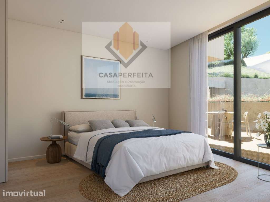 Apartamento T1 com Piscina, Varanda e Lugar de Garagem - Valadares - Grande imagem: 5/11