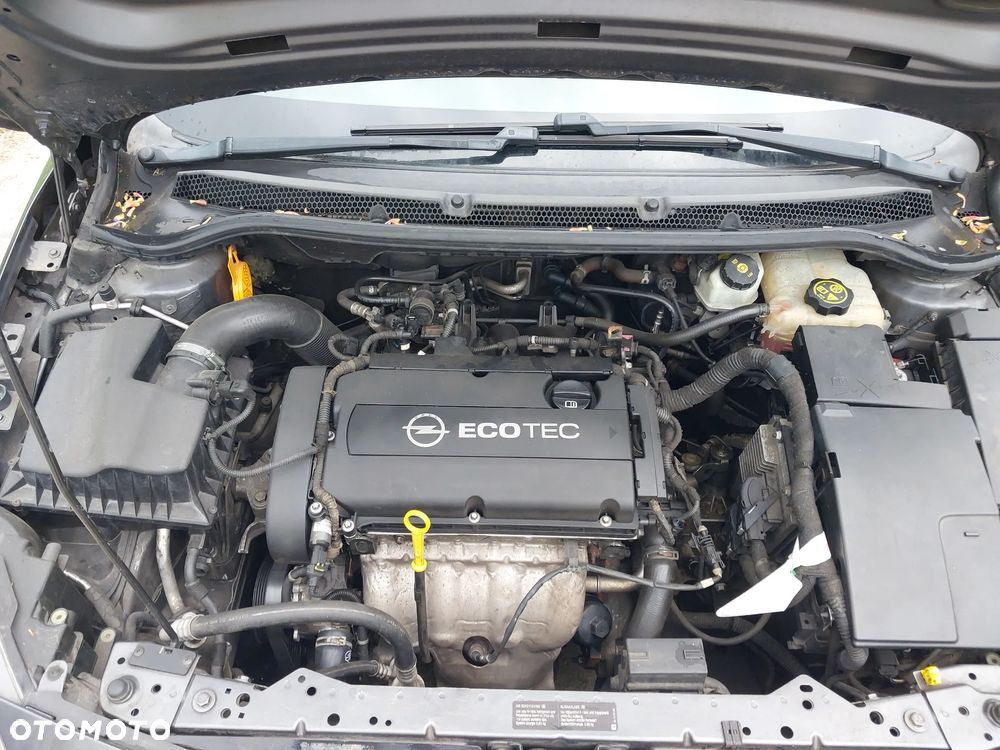 Opel Astra - 16