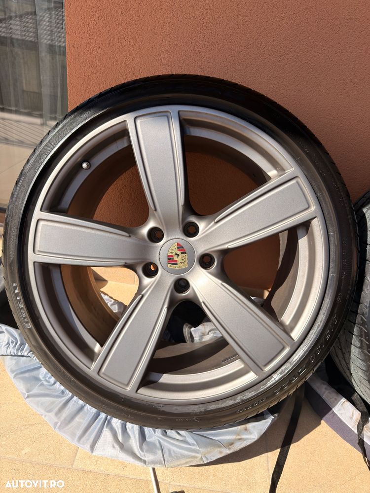 Jante 22’ OEM + anvelope vară Pirelli P Zero - 2