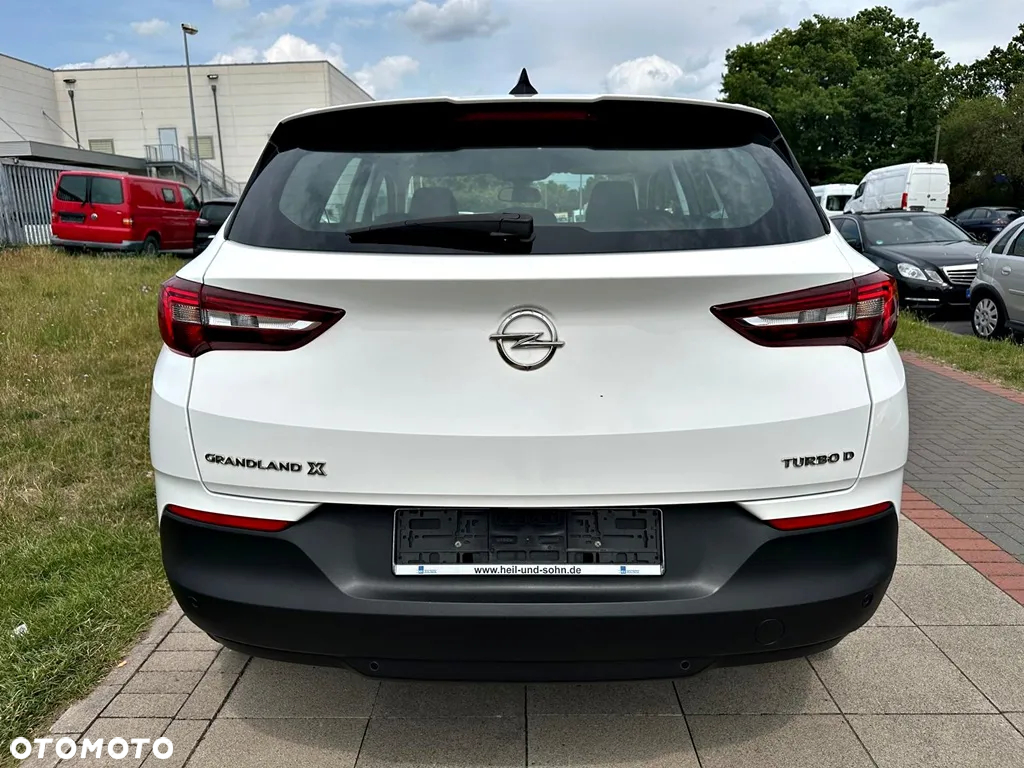 Opel Grandland X 1.5 D Start/Stop Business Elegance - 6