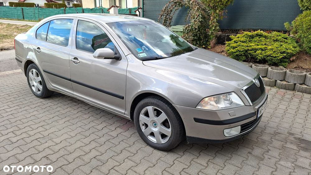 Skoda Octavia 1.9 TDI Ambiente DSG - 9