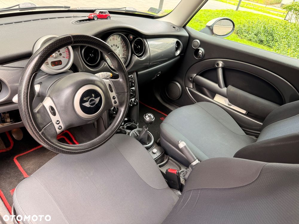 MINI Cooper Standard - 6