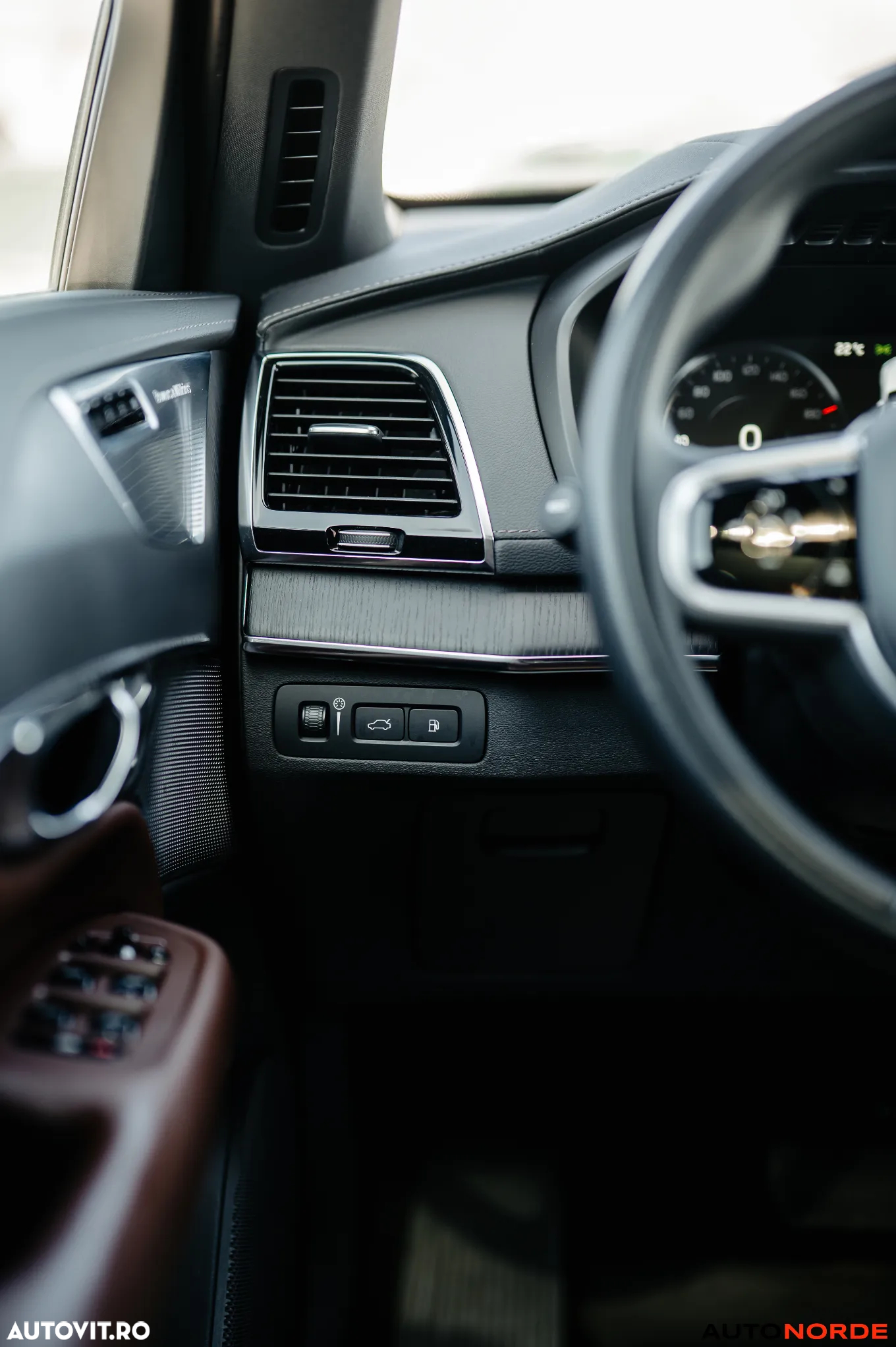 Volvo XC 90 Recharge T8 eAWD Inscription - 36