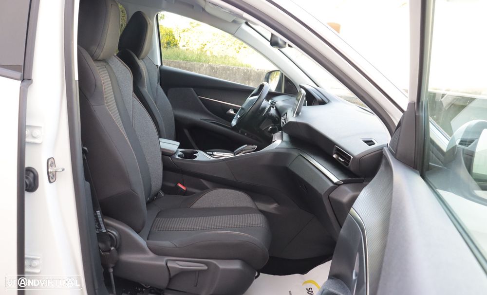 Peugeot 3008 PureTech 130 Stop & Start GPF EAT8 Active - 10