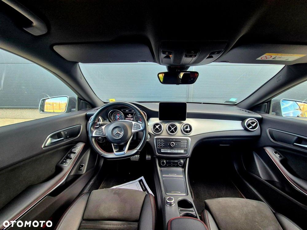 Mercedes-Benz CLA 200 7G-DCT AMG Line - 18