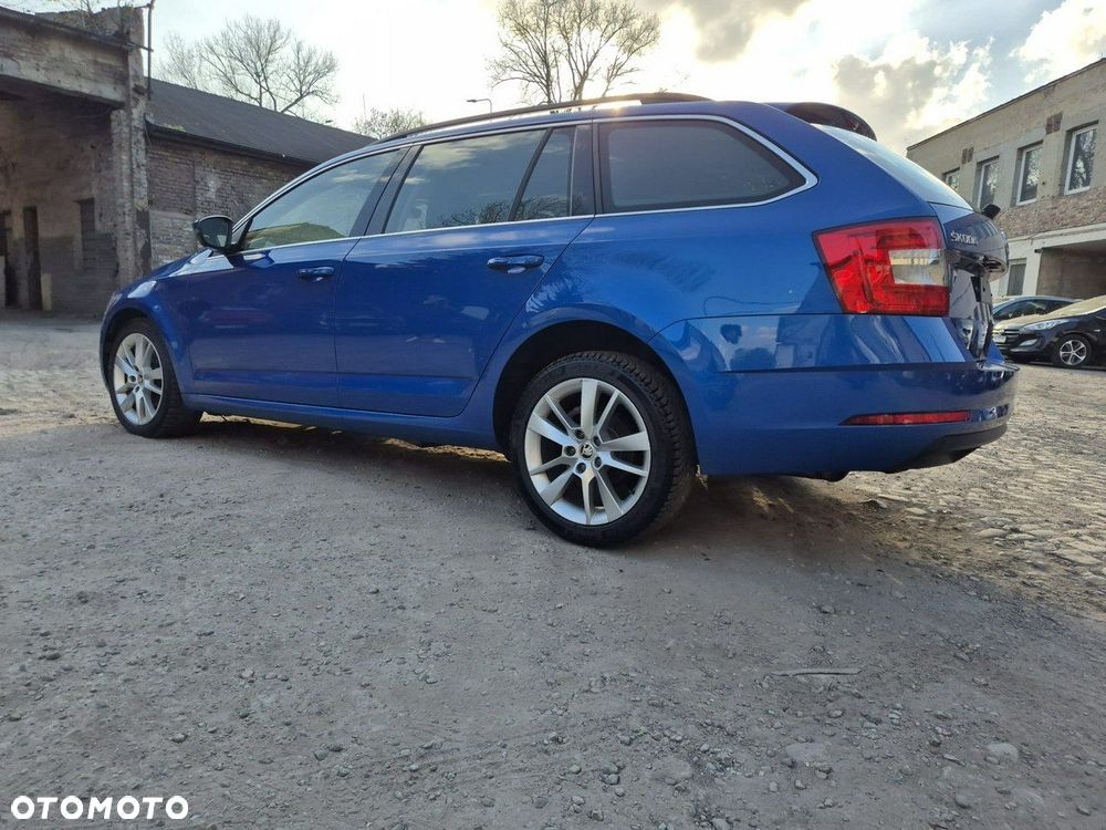 Skoda Octavia 2.0 TDI Style - 16