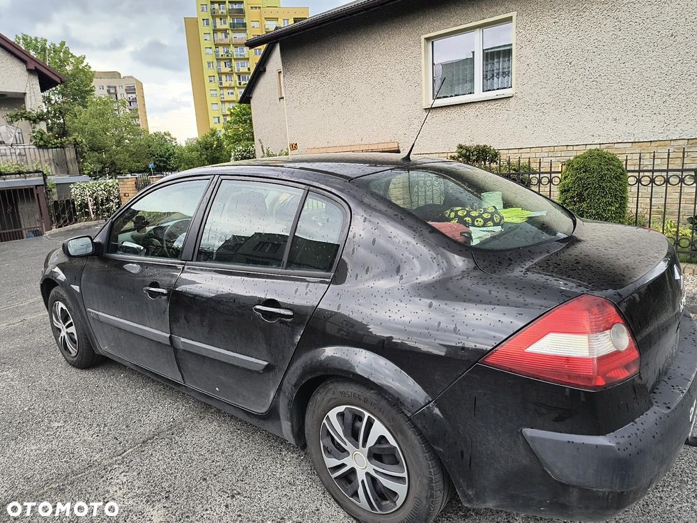 Renault Megane 1.5 dCi Confort Authentique - 8