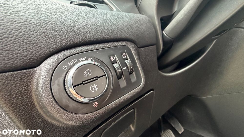 Opel Zafira 1.4 Turbo Active - 26