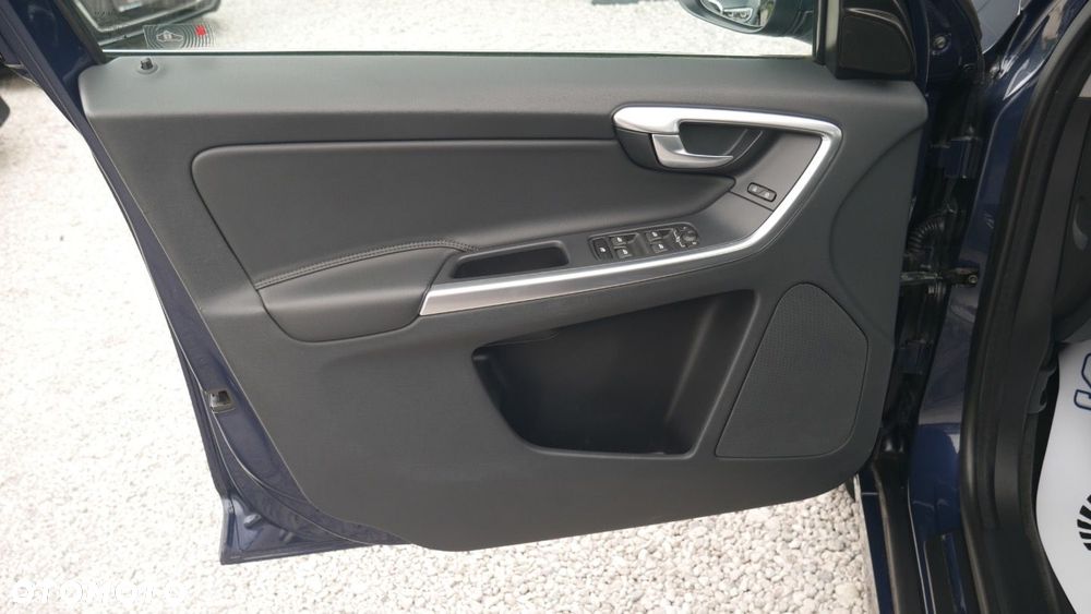 Volvo XC 60 - 12