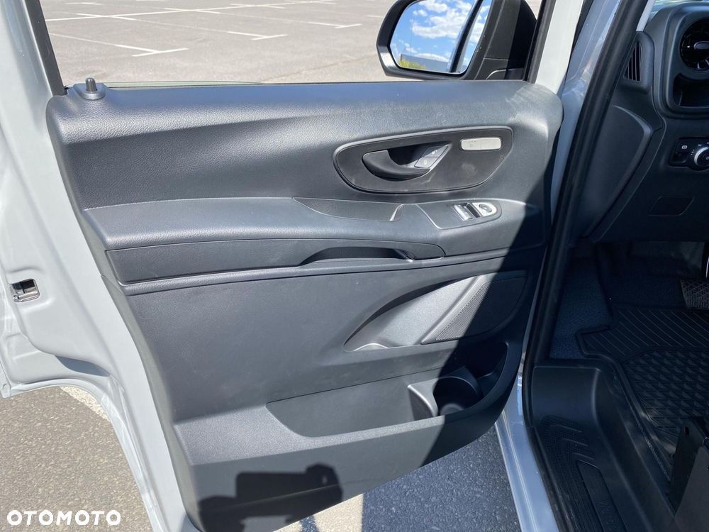 Mercedes-Benz Vito - 11