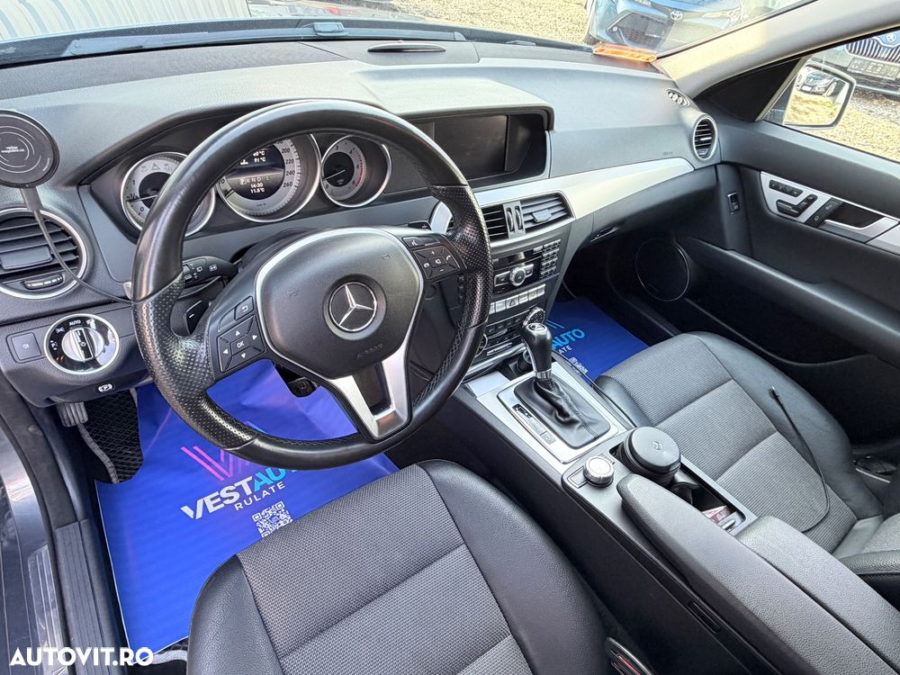 Mercedes-Benz C 300 CDI DPF 4Matic (BlueEFFICIENCY) 7G-TRONIC Avantgarde - 21