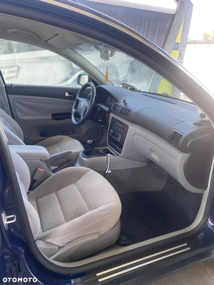 Volkswagen Passat Variant - 14