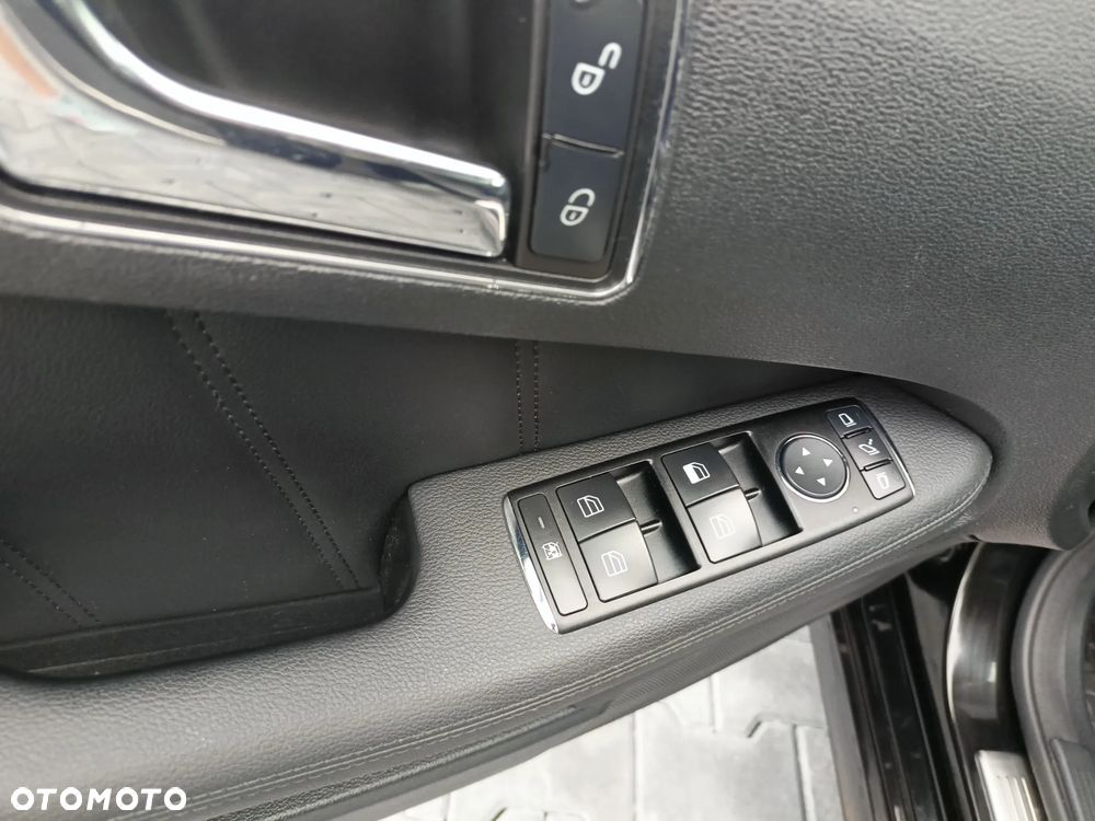 Mercedes-Benz Klasa E 250 CDI DPF BlueEFFICIENCY Automatik Avantgarde - 11