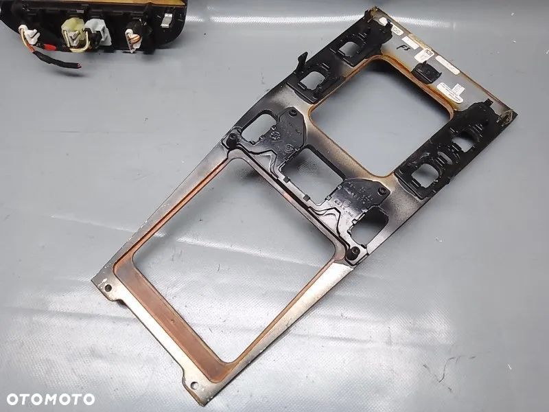 dekor ramka schowek panel drewno mercedes ml w163 lift 2001-2005 - 7
