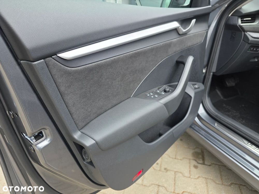 Skoda Octavia 1.5 TSI mHEV Drive Selection DSG - 6