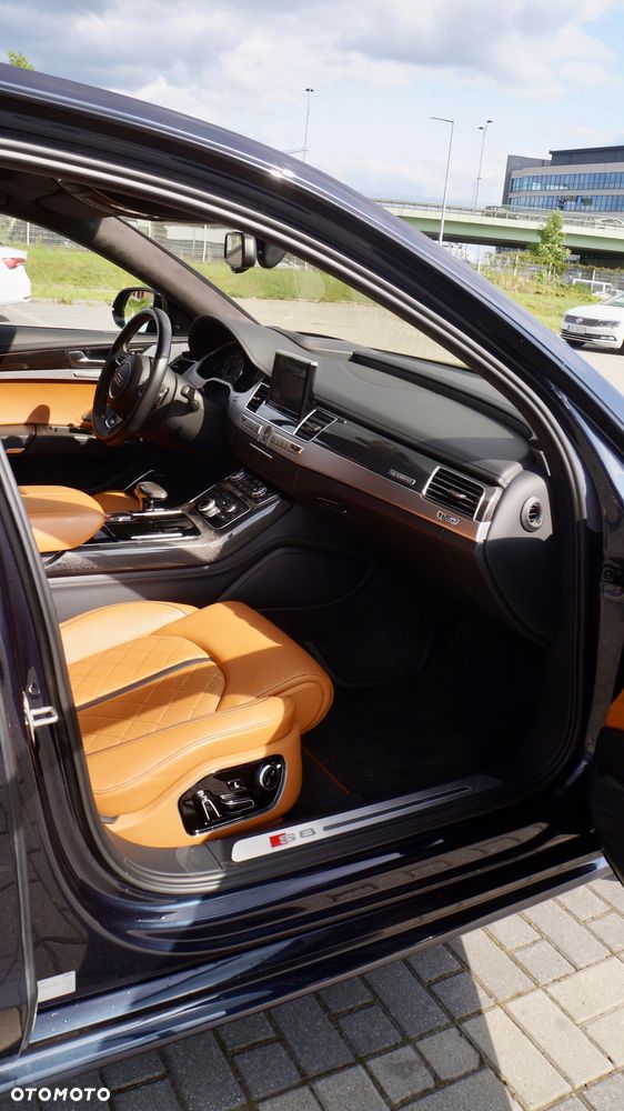 Audi S8 Plus 4.0 TFSI Quattro - 14