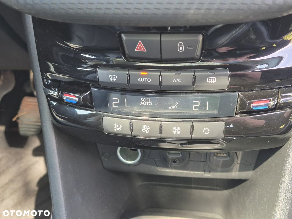 Peugeot 2008 120 VTI Allure - 26