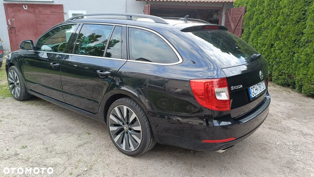 Skoda Superb 2.0 TDI Active DSG - 6