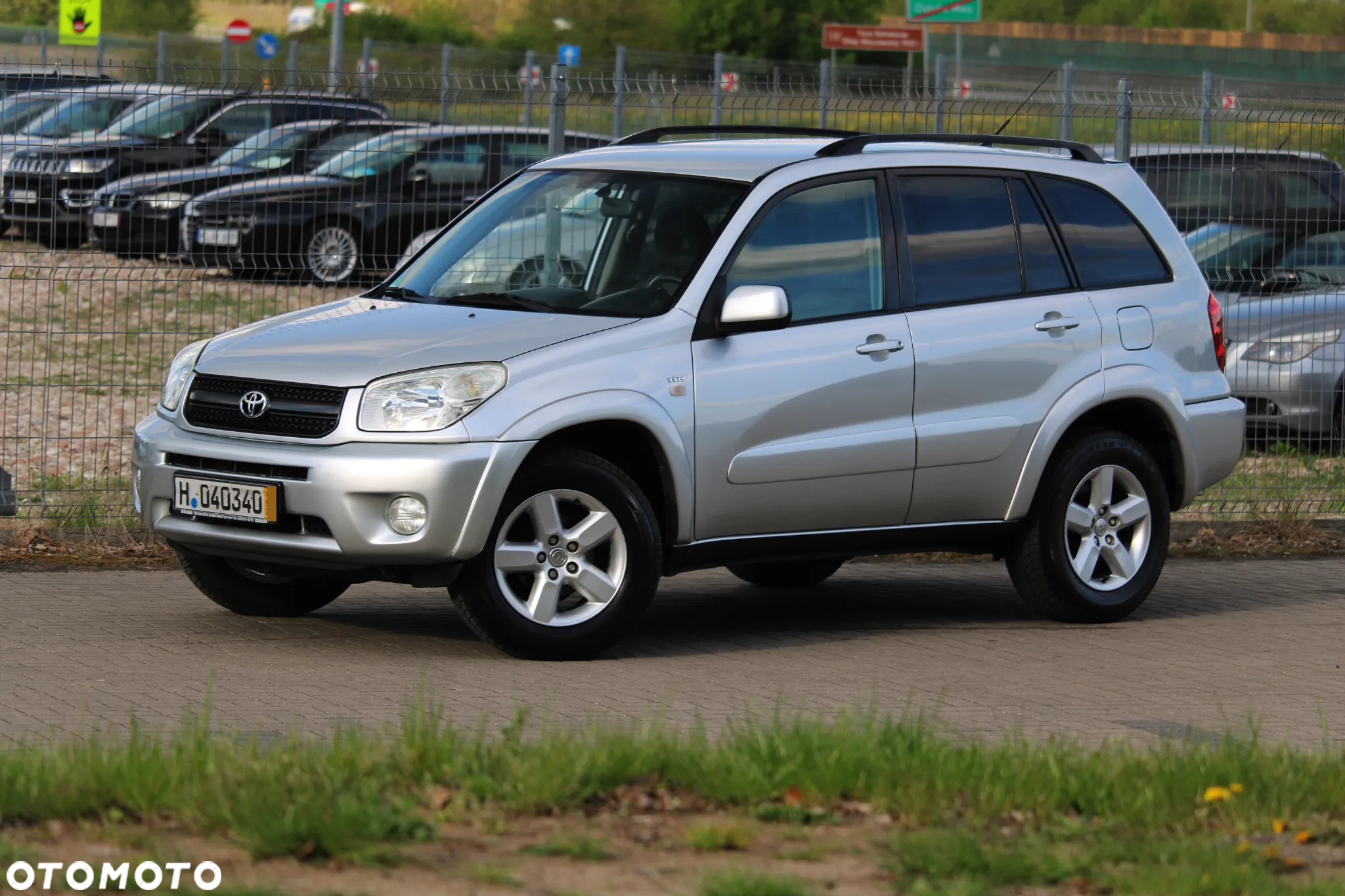 Toyota RAV4 - 3