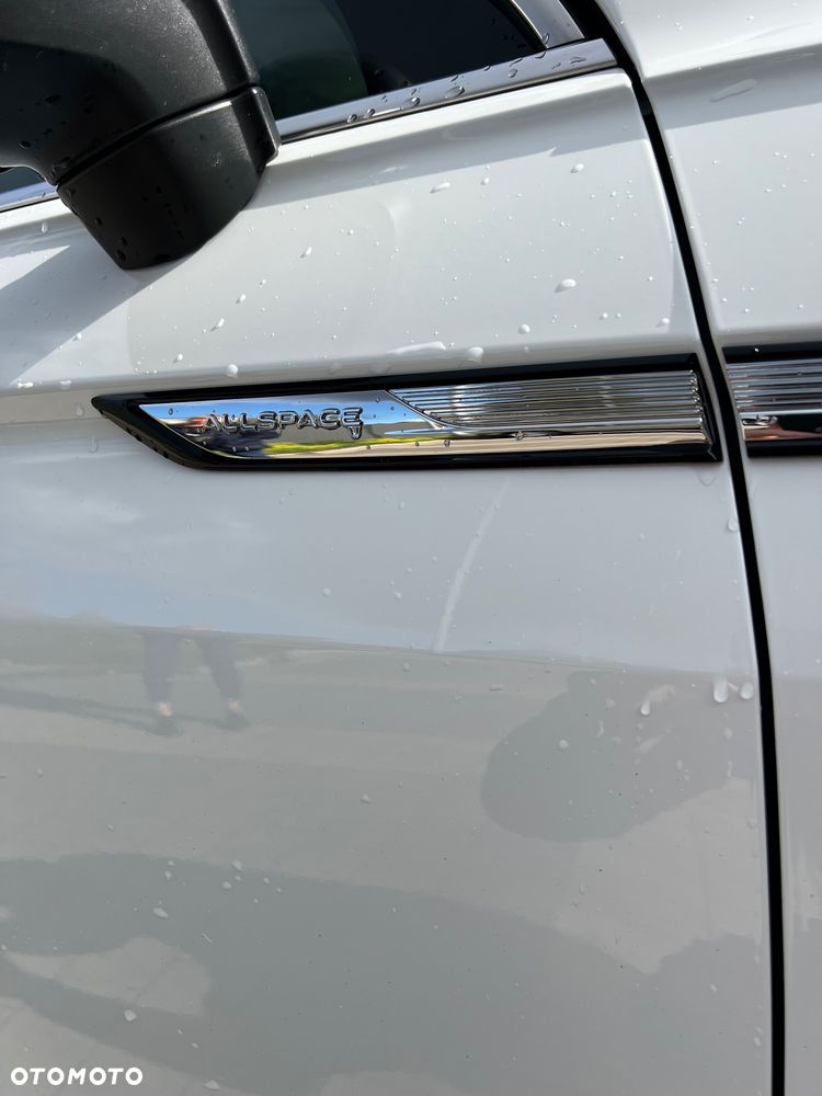 Volkswagen Tiguan - 8