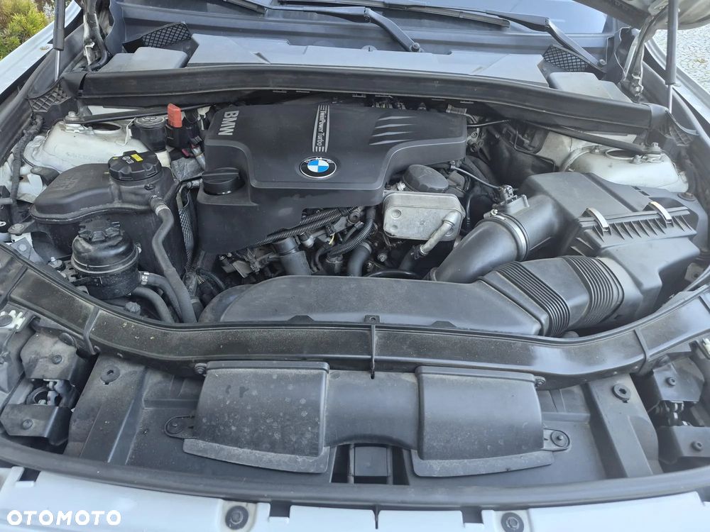 BMW X1 xDrive28i xLine - 10
