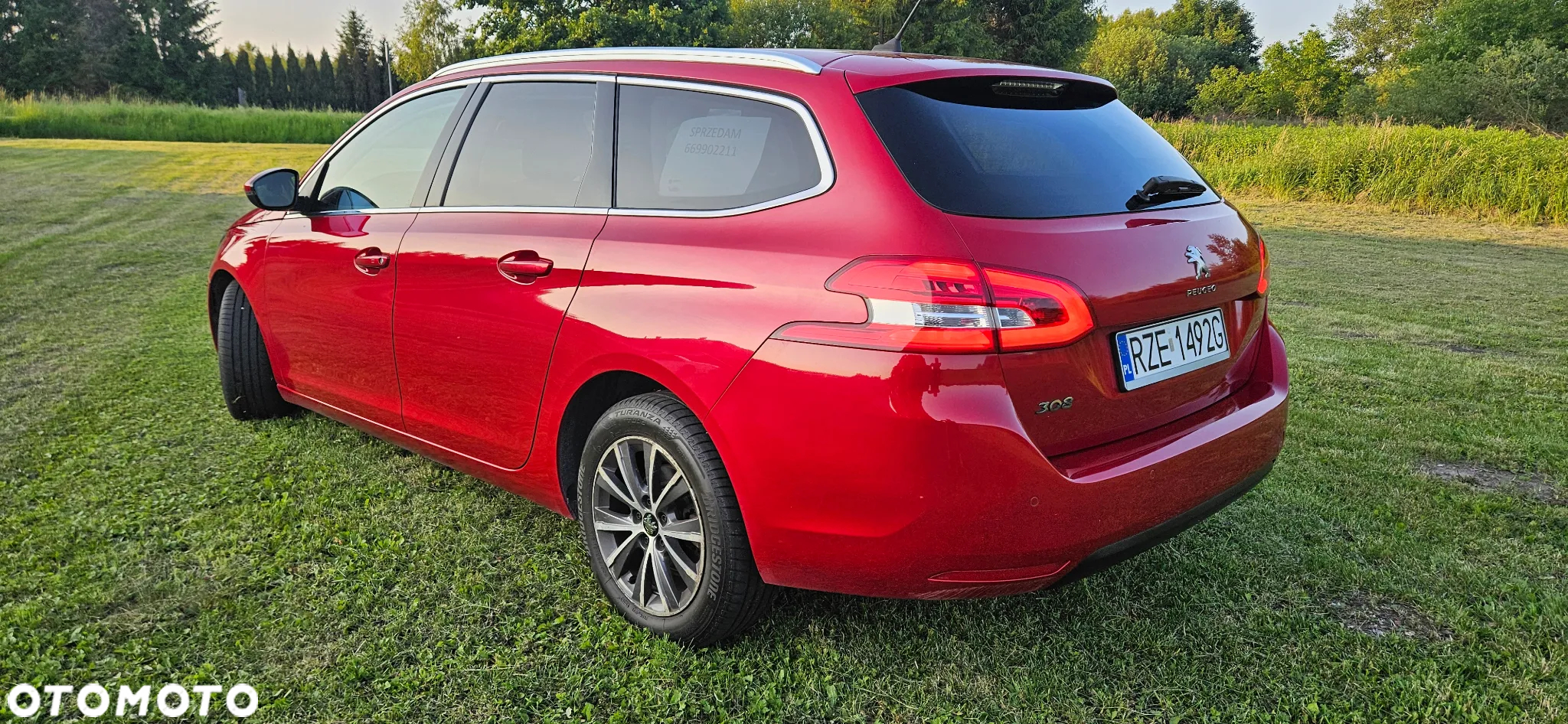 Peugeot 308 1.2 PureTech Allure S&S - 10
