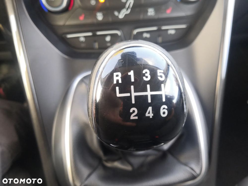 Ford C-MAX 2.0 TDCi Titanium ASS - 19