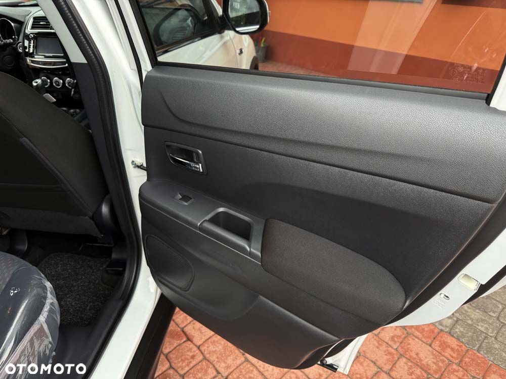 Mitsubishi ASX 1.6 ClearTec 2WD Diamant Edition+ - 24