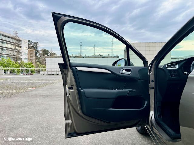 Citroën C4 1.2 PureTech Feel - 27