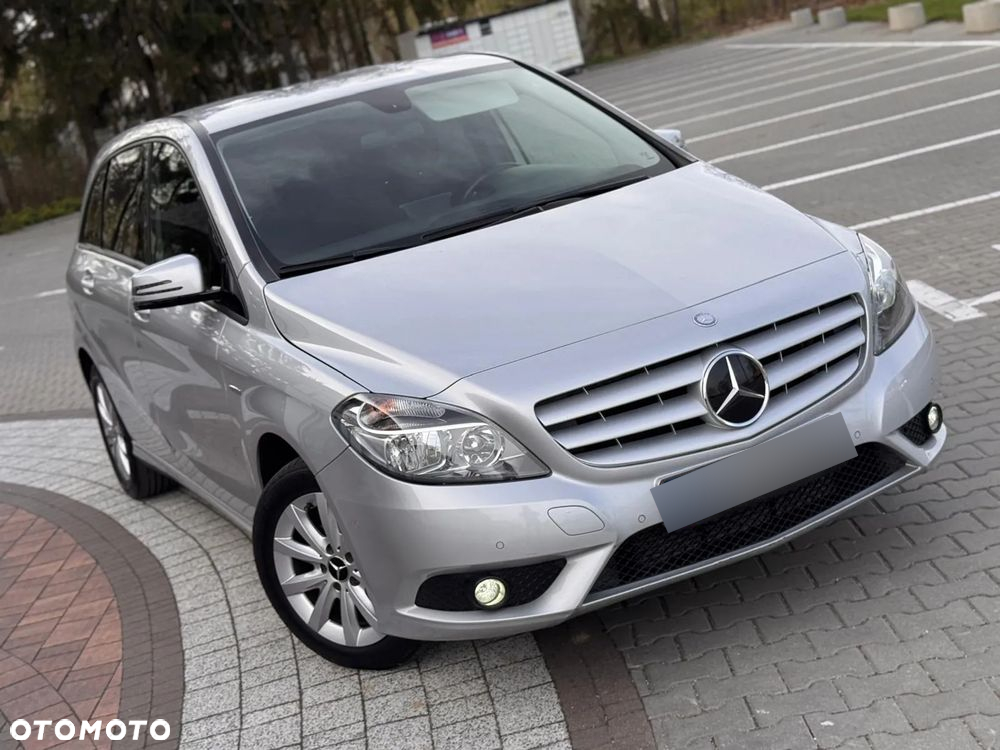 Mercedes-Benz Klasa B 180 (BlueEFFICIENCY) - 15