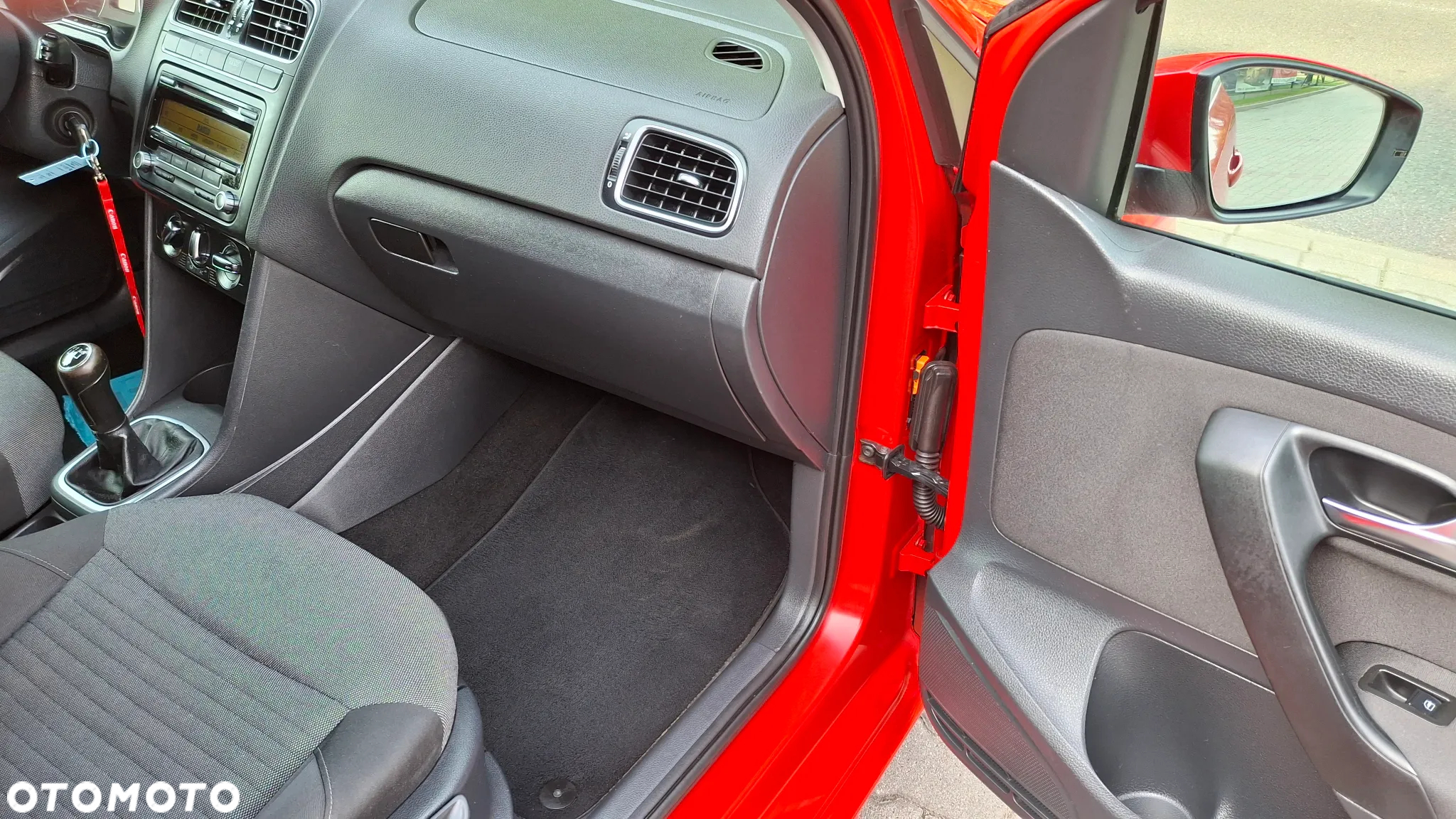 Volkswagen Polo 1.6 TDI Comfortline - 15