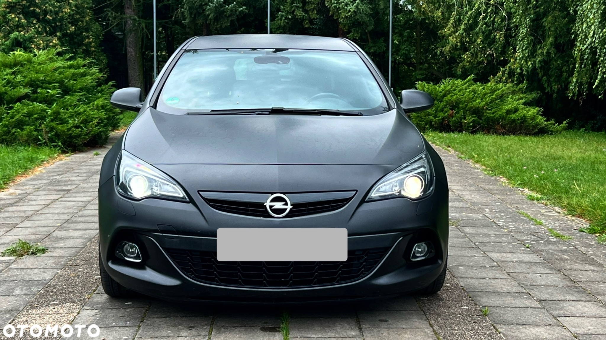 Opel Astra IV GTC 2.0 CDTI Bi-Turbo S&S - 27