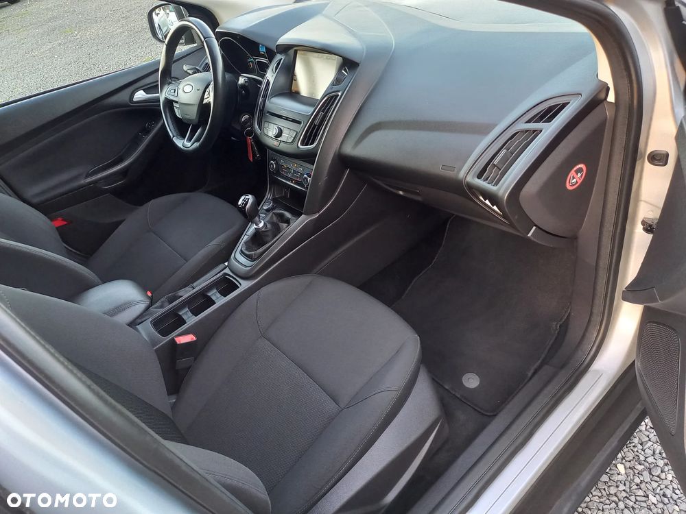 Ford Focus 1.0 EcoBoost Edition - 18