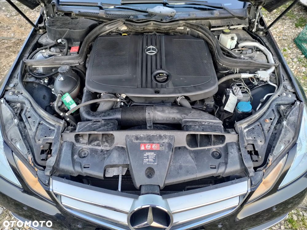 Mercedes-Benz Klasa E 220 CDI DPF BlueEFFICIENCY Avantgarde - 12
