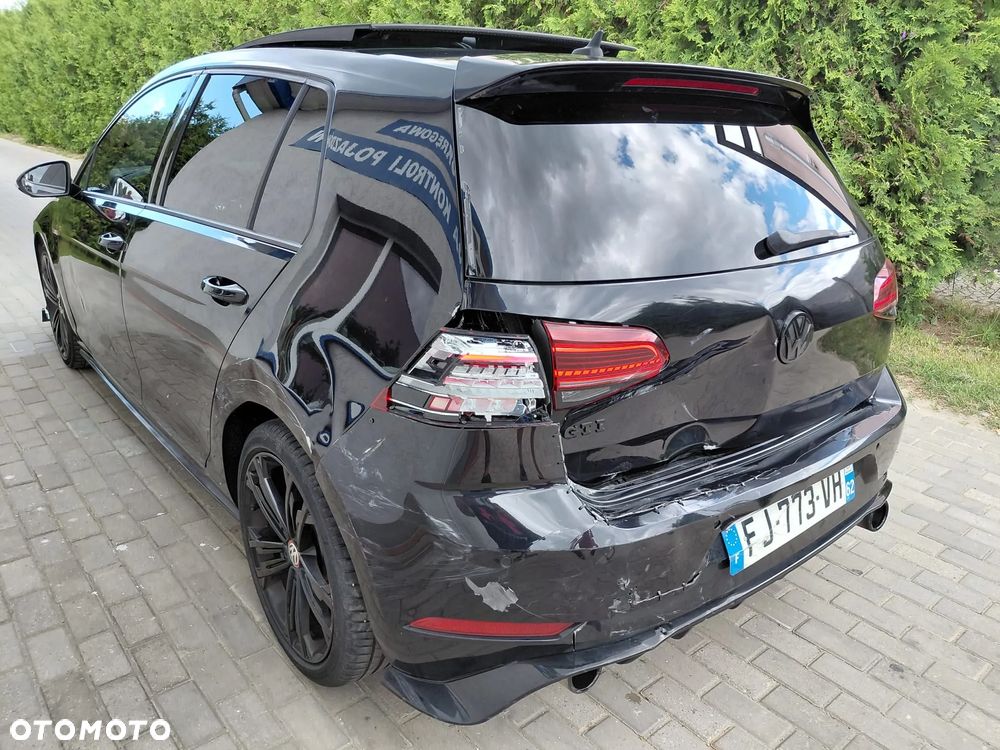 Volkswagen Golf - 19