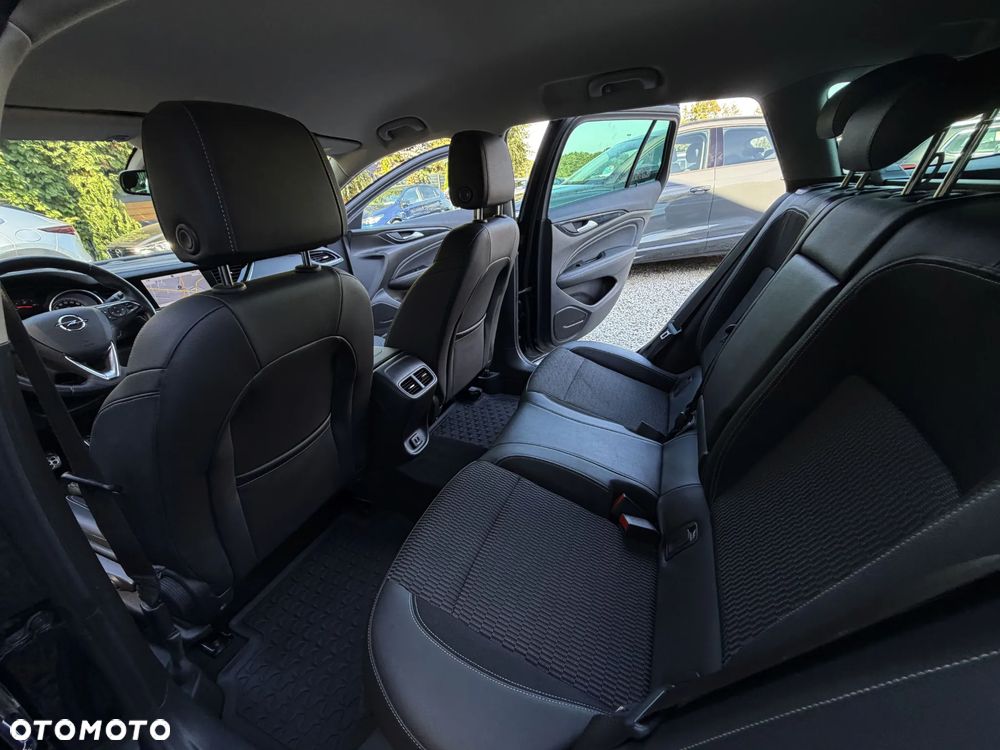 Opel Insignia - 20