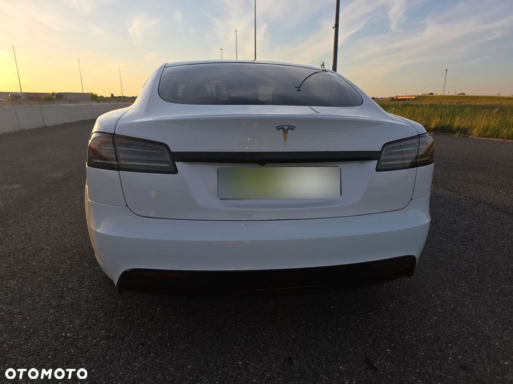 Tesla Model S Long Range - 5