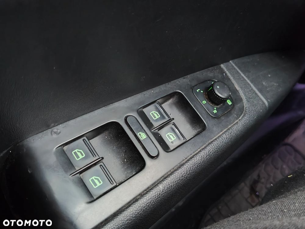 Skoda Superb 2.0 TDI Exclusive - 25