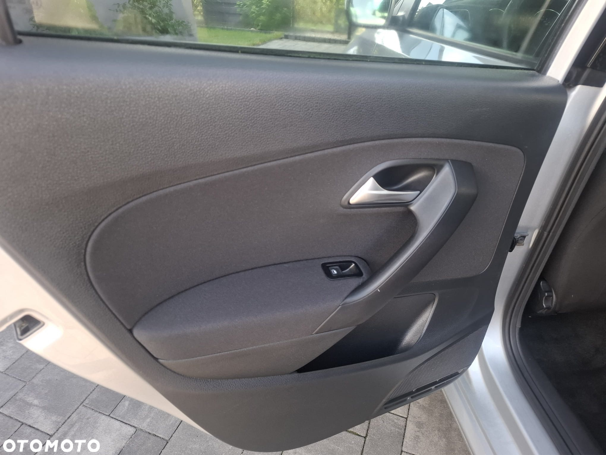 Volkswagen Polo 1.4 TDI (Blue Motion Technology) Comfortline - 12