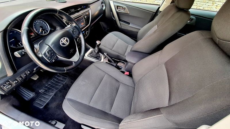 Toyota Auris 2.0 D-4D Comfort - 18