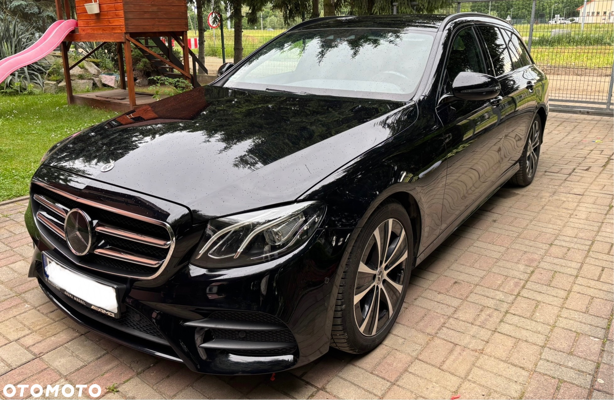 Mercedes-Benz Klasa E 300 d 9G-TRONIC - 4