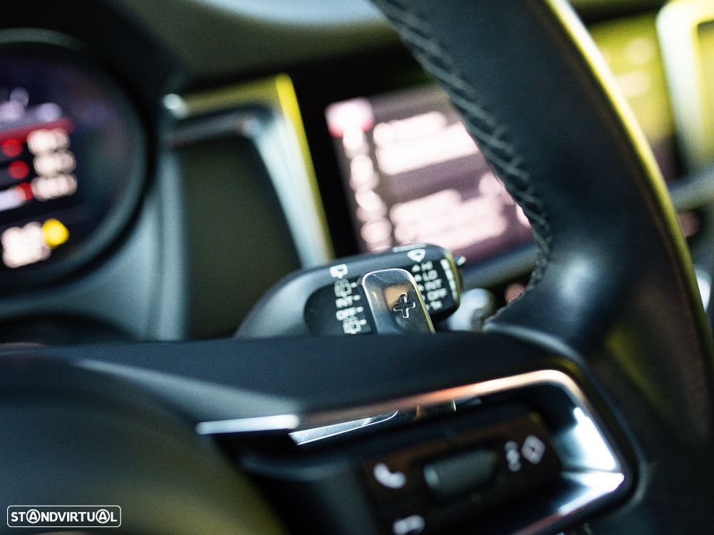 Porsche Macan Standard - 41