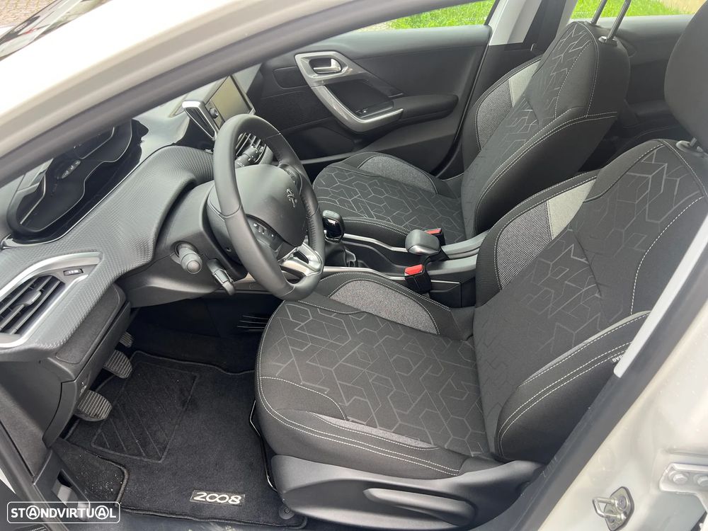 Peugeot 2008 1.2 VTi Active - 16