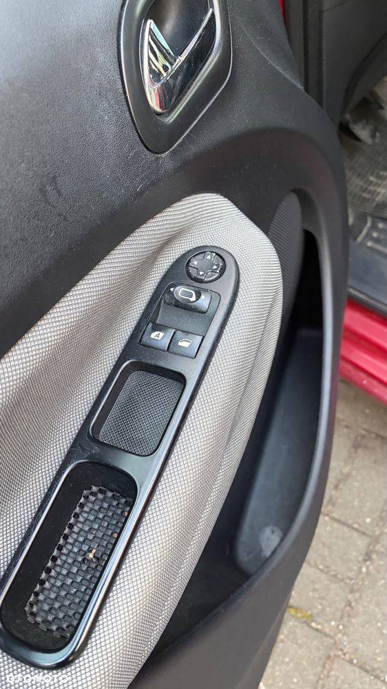Citroën C3 Picasso 1.4i Exclusive - 16