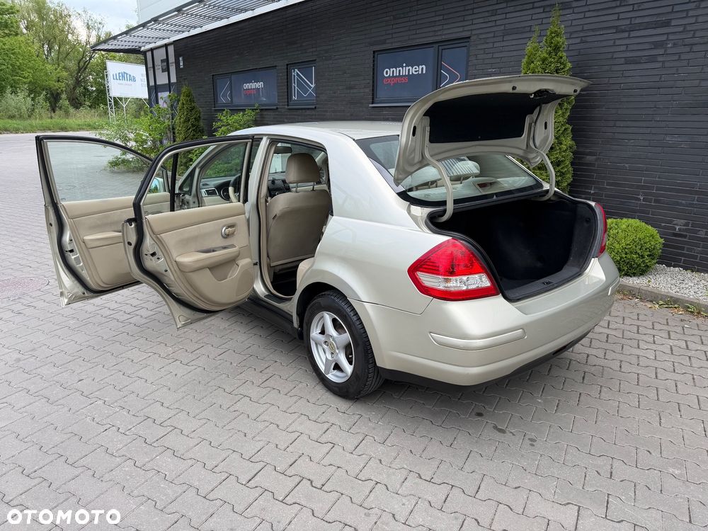 Nissan Tiida 1.6 Visia AC/CD - 9