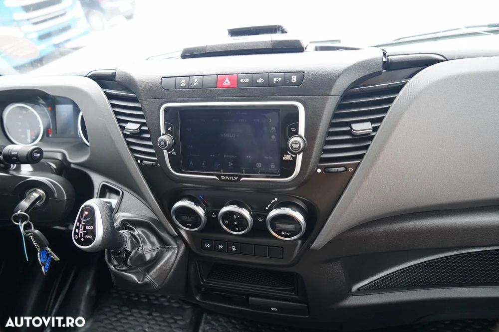Iveco DAILY 35-140 / TIN / PANEL / HI-MATIC - 29