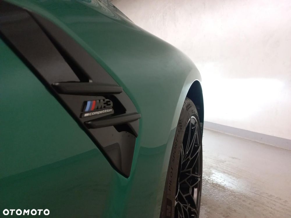 BMW M3 Competition xDrive sport - 24
